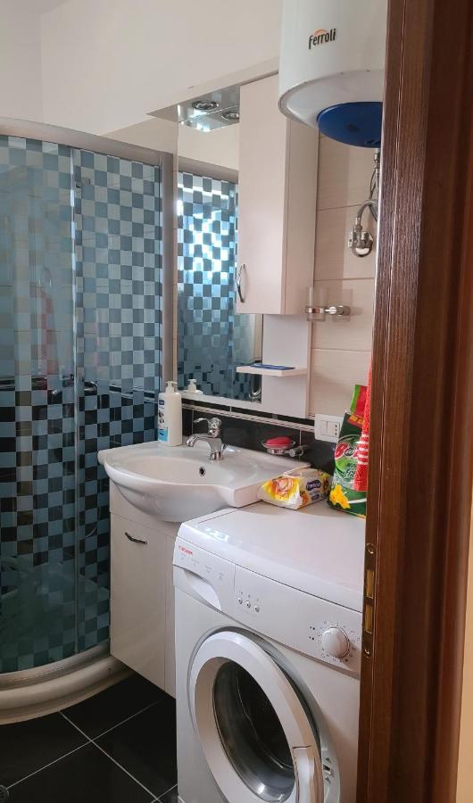 Lucky'S Apartment, A Place To Be Pogradec Buitenkant foto